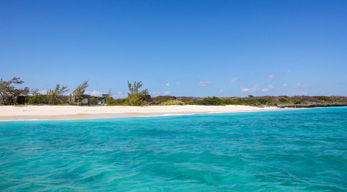 plage paradisiaque madagascar visible lors du Circuit Nord de Madagascar