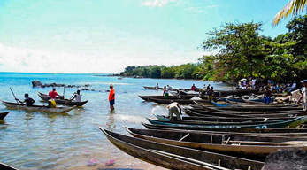 Bateau de debarquement - Tamatave dans le circuit Côte de la vanille