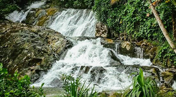 La cascade d'Antanandava - Sainte Marie disponible lors du circuit canal des pangalanes