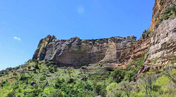 massif de grès érodé à l’ère jurassique, cirque Namaza