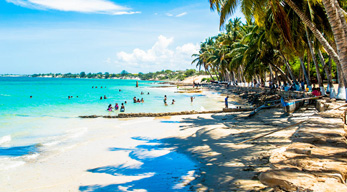 plage d’Ifaty reste l’une des plus belles de l’île