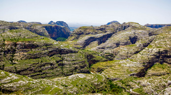 une belle vue sur les massifs du Makay