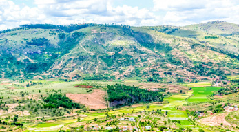 La colline d’Analamanga - Madagascar lors du Circuit Ouest de Madagascar