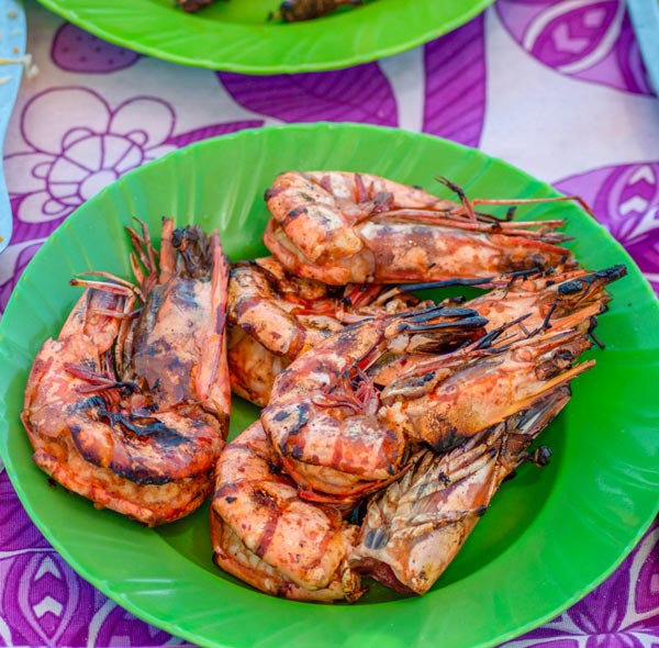 Saveurs des fruits de mer au cœur d’un circuit en bateau à Madagascar