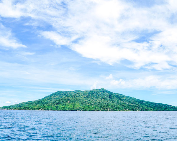 Nosy Komba excursion et exploration du cône volcanique