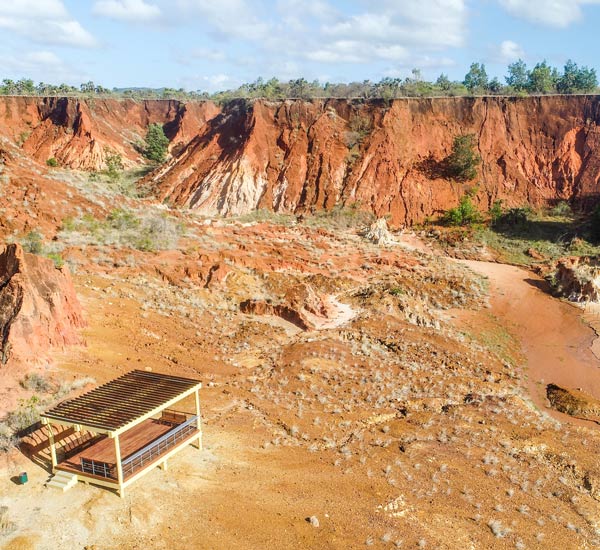 La beauté naturelle du Tsingy Rouge